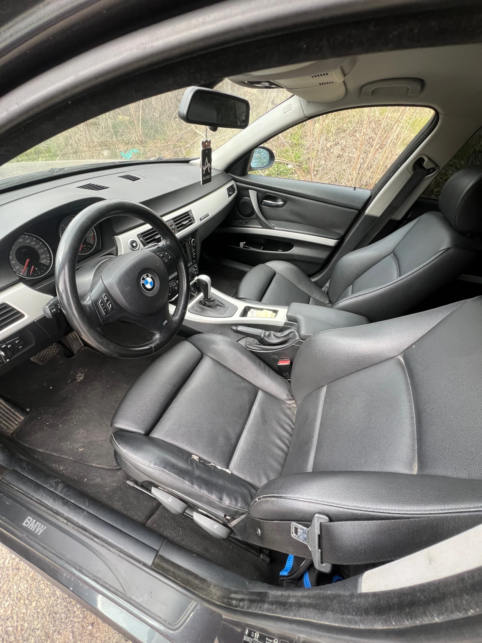 BMW 320, снимка 13 - Автомобили и джипове - 53910712