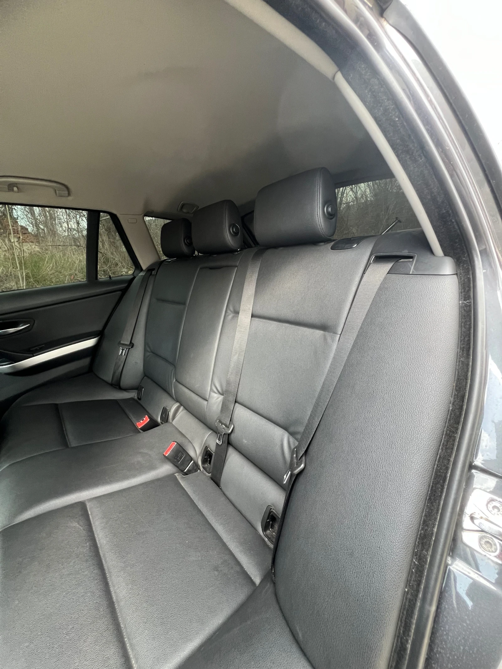 BMW 320, снимка 12 - Автомобили и джипове - 53910712