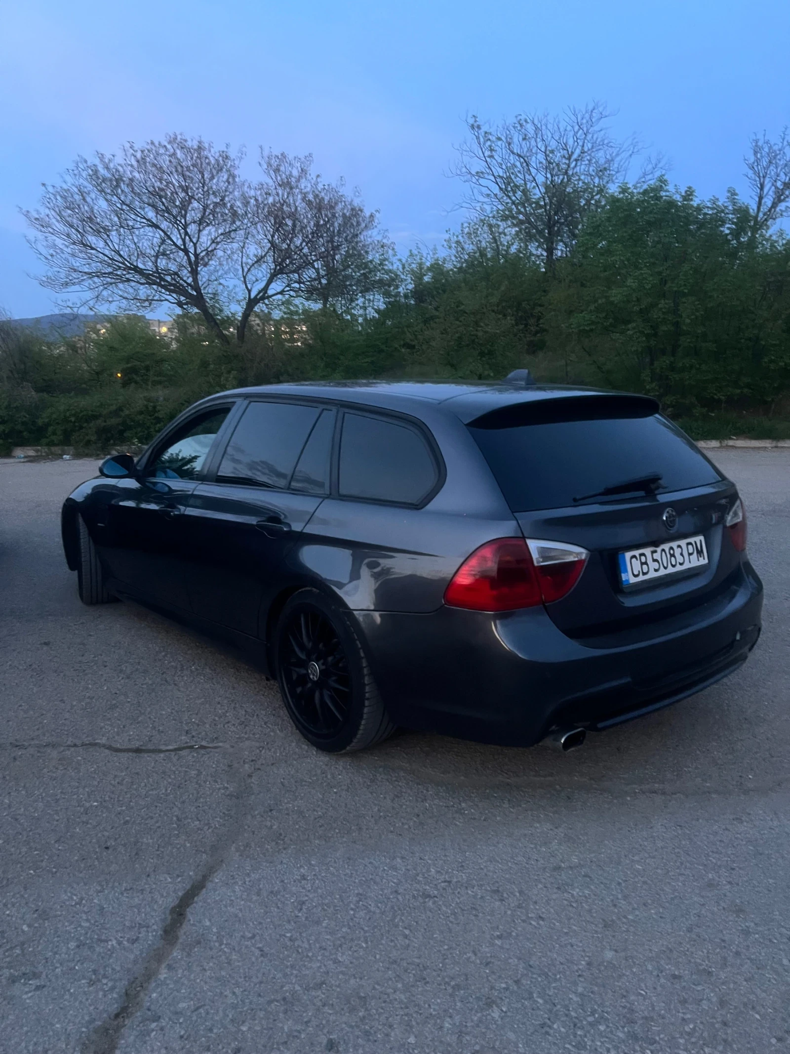 BMW 320, снимка 7 - Автомобили и джипове - 53910712