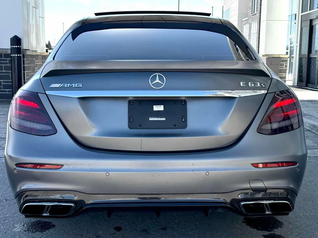 Mercedes-Benz E 63 AMG 4MATIC+ * МАСАЖИ* ДИСТРОНИК* 360 КАМЕРА* ОБДУХВАНЕ, снимка 7 - Автомобили и джипове - 53982952