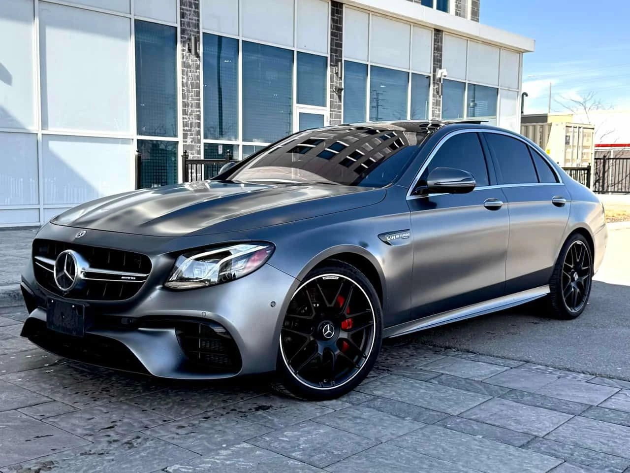 Mercedes-Benz E 63 AMG 4MATIC+ * МАСАЖИ* ДИСТРОНИК* 360 КАМЕРА* ОБДУХВАНЕ