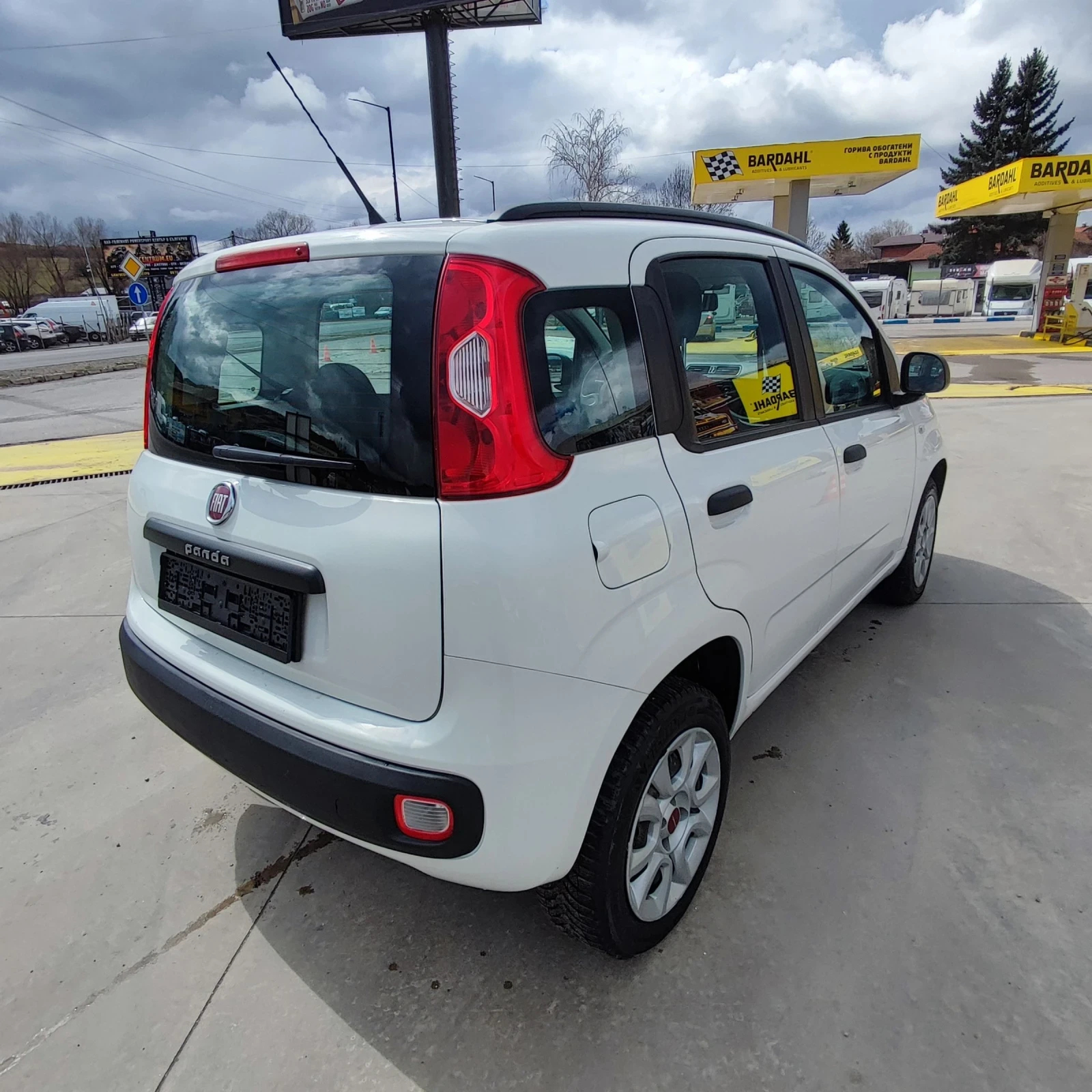 Fiat Panda 09i* twin turbo* METAN* 85кс.* , снимка 6 - Автомобили и джипове - 54081878