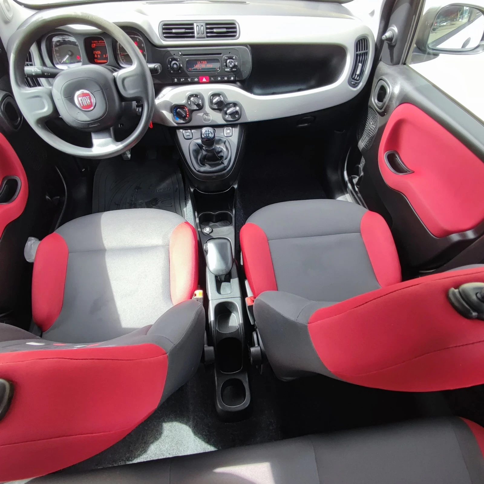 Fiat Panda 09i* twin turbo* METAN* 85кс.* , снимка 11 - Автомобили и джипове - 54081878