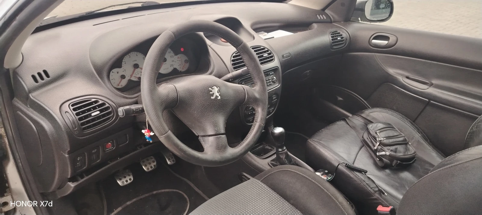 Peugeot 206, снимка 6 - Автомобили и джипове - 54155656