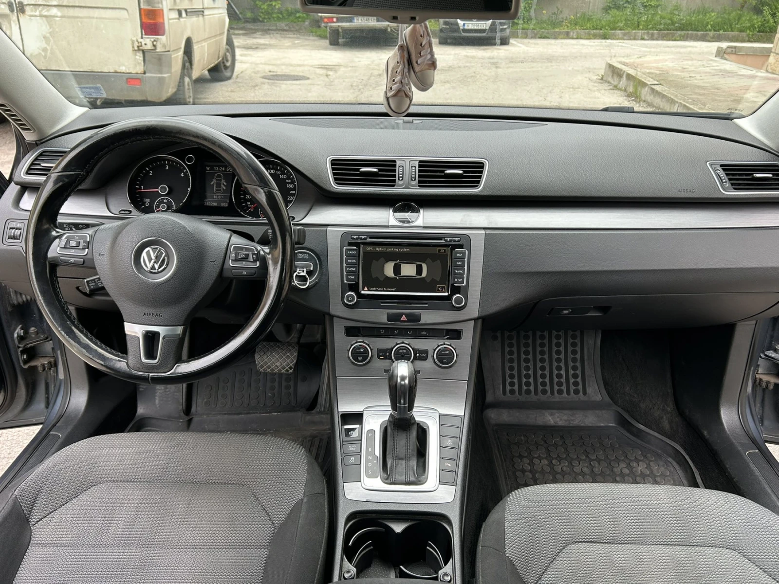 VW Passat 2.0 TDI, снимка 6 - Автомобили и джипове - 54495192