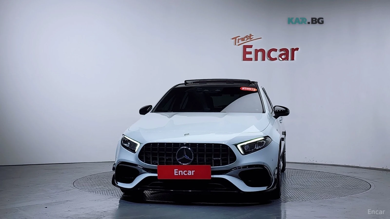 Mercedes-Benz A 45 4MATIC* АЛКАНТАРА* HEADUP* ПАНОРАМА, снимка 2 - Автомобили и джипове - 54567585