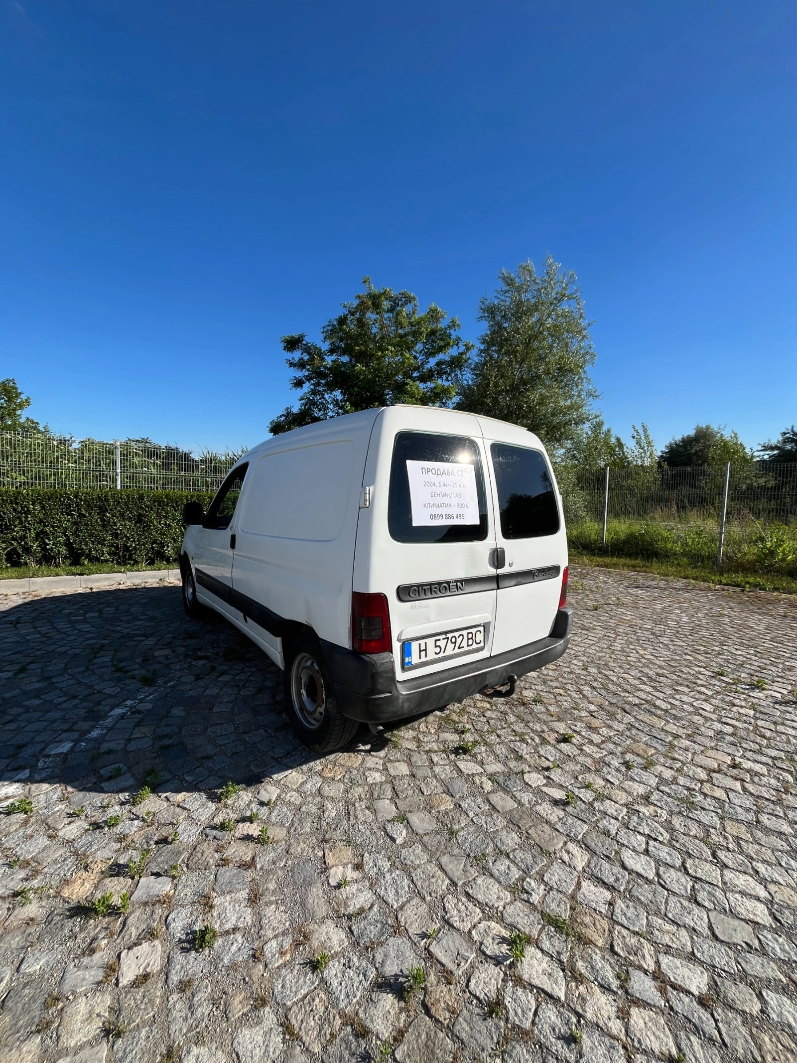 Citroen Berlingo 1.4i, снимка 6 - Автомобили и джипове - 54934319