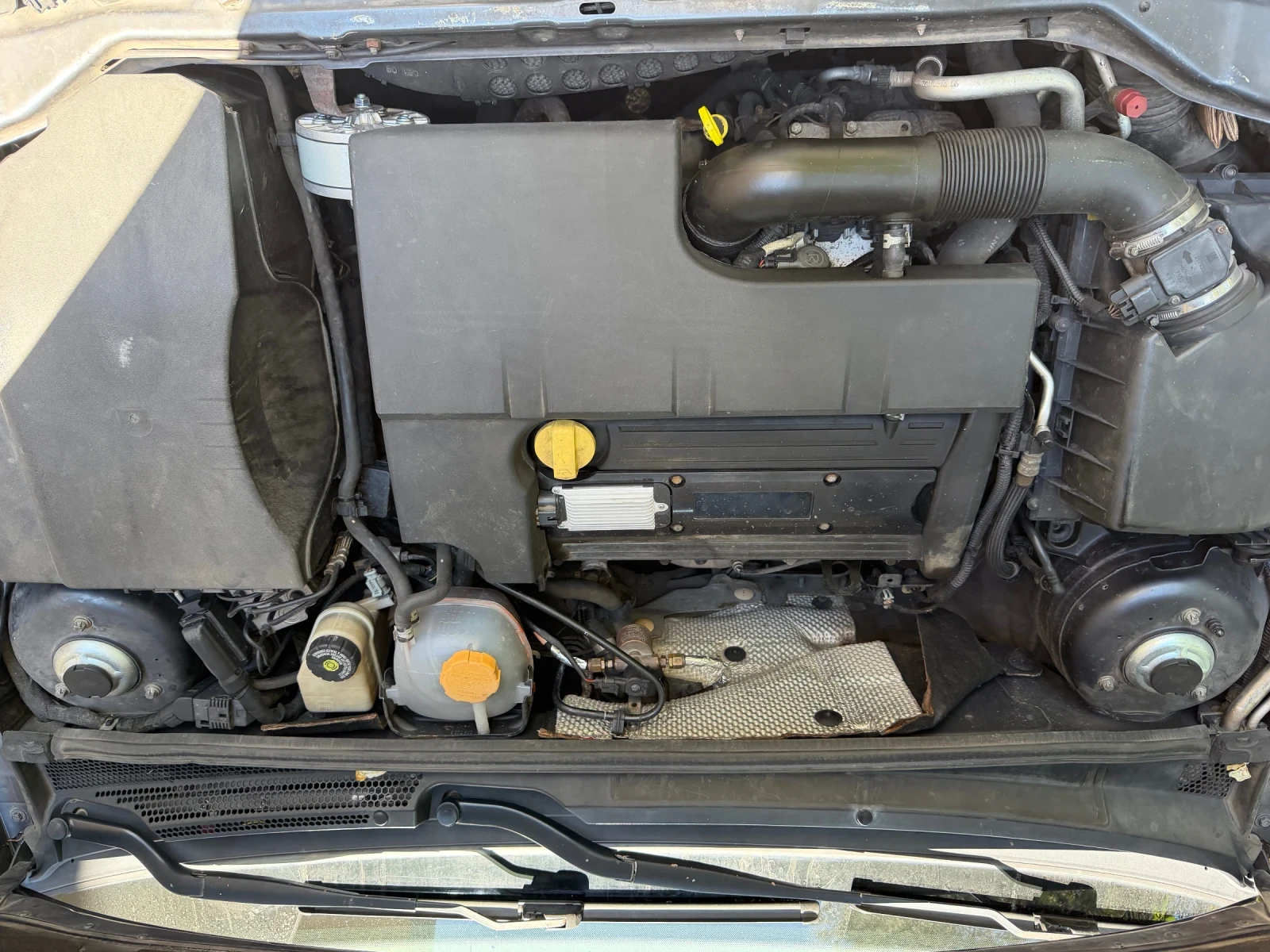 Opel Vectra  C  2.2/16 v LPG, снимка 11 - Автомобили и джипове - 54942299
