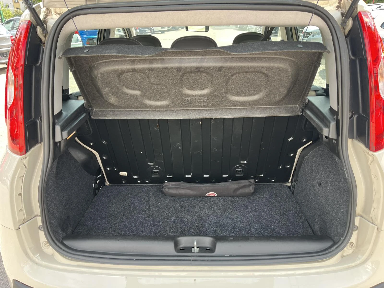 Fiat Panda benz/metan, снимка 14 - Автомобили и джипове - 54945820