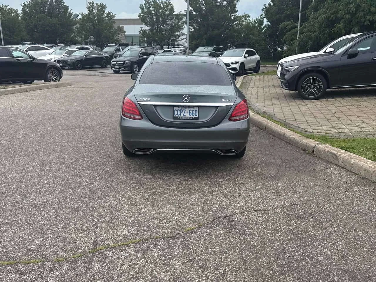 Mercedes-Benz C 300 * CARFAX * БЕЗ ПЪРВОНАЧАЛНА ВНОСКА, снимка 4 - Автомобили и джипове - 55413438