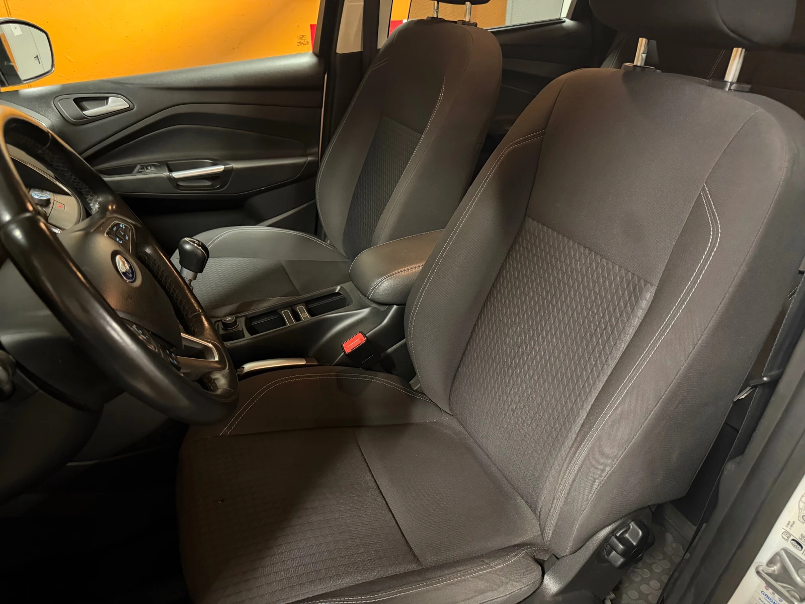 Ford C-max 1.5TDCi, Euro6B, Navi, Парктроник, Автопилот, снимка 11 - Автомобили и джипове - 55596833