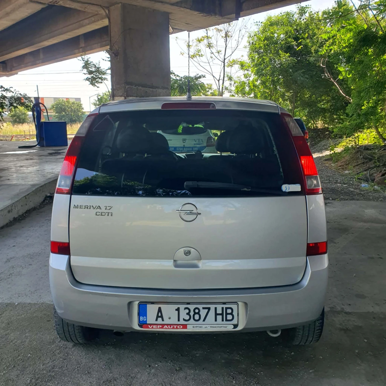 Opel Meriva 1.7 CDTI, снимка 4 - Автомобили и джипове - 55615635
