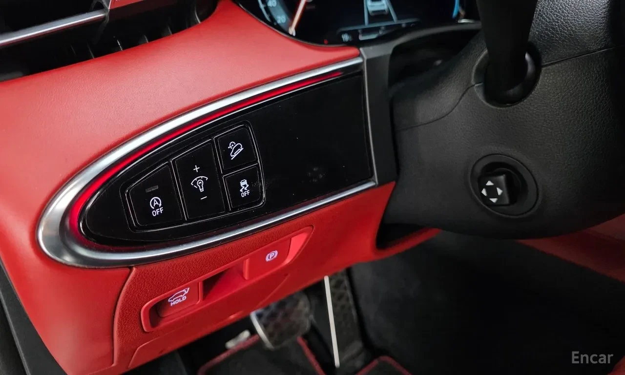 Genesis GV70 Pano* 360* Обдух* Подгрев* HUD* Масажи* , снимка 11 - Автомобили и джипове - 55792466