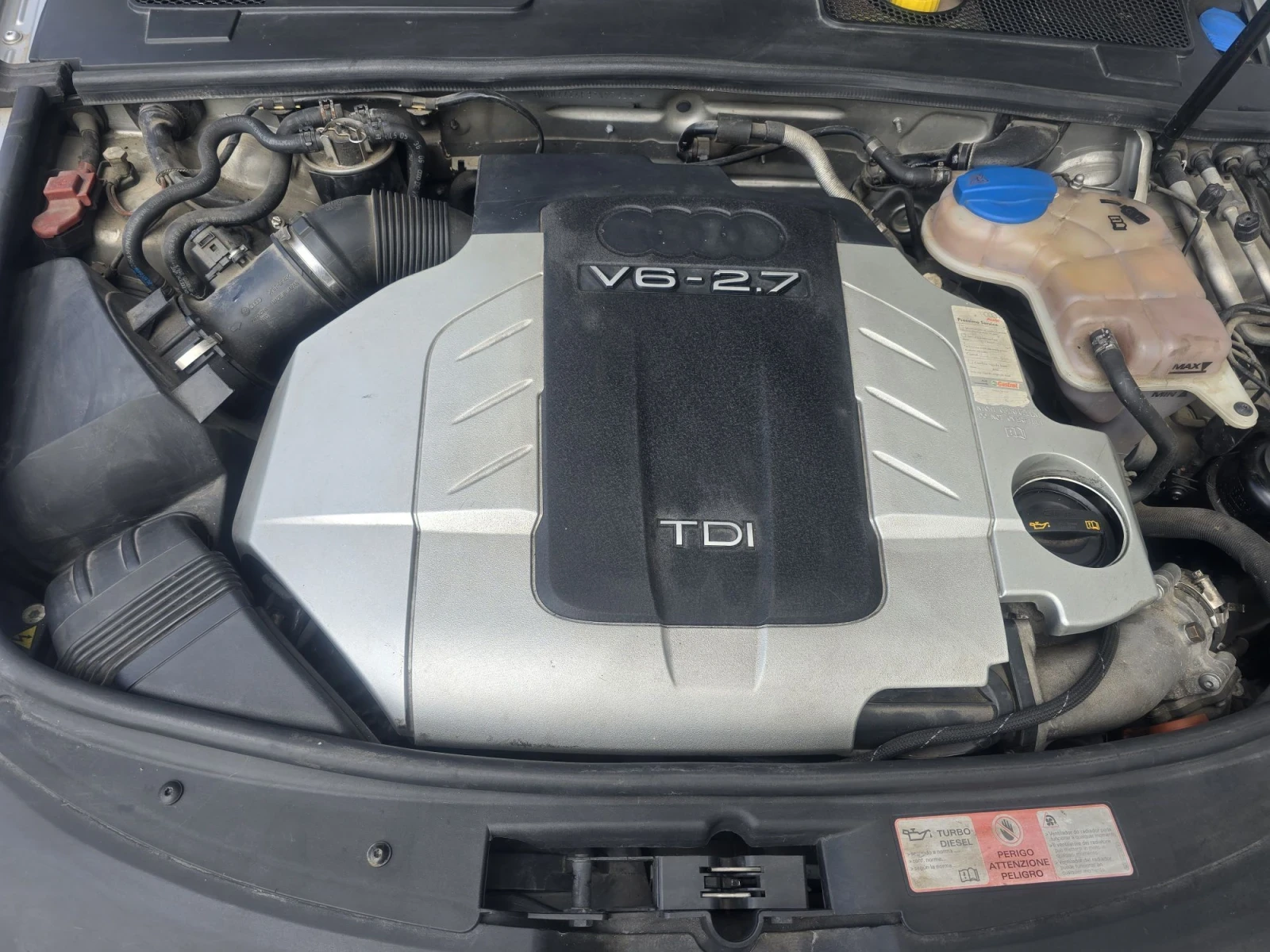 Audi A6 2.7 V6-4x4 Италия, снимка 14 - Автомобили и джипове - 56363740