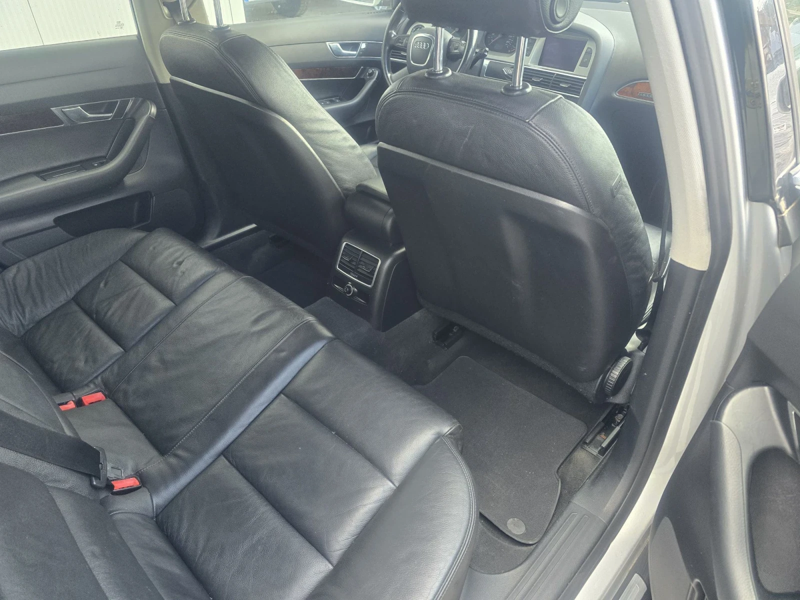 Audi A6 2.7 V6-4x4 Италия, снимка 13 - Автомобили и джипове - 56363740