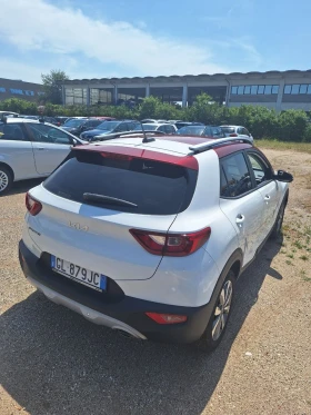 Kia Stonic 1.2 BENZIN GAZ NAVI CAMERA CAR PLAY 181000км 100%, снимка 5