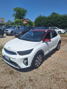 Kia Stonic 1.2 BENZIN GAZ NAVI CAMERA CAR PLAY 181000км 100%, снимка 1
