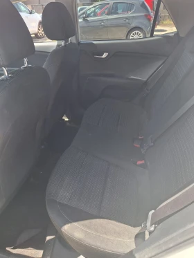 Kia Stonic 1.2 BENZIN GAZ NAVI CAMERA CAR PLAY 181000км 100%, снимка 10