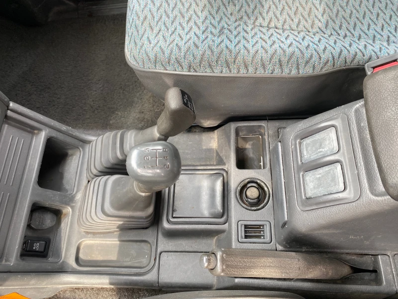 Mitsubishi Pajero Швейцар Клима, снимка 8 - Автомобили и джипове - 51683159