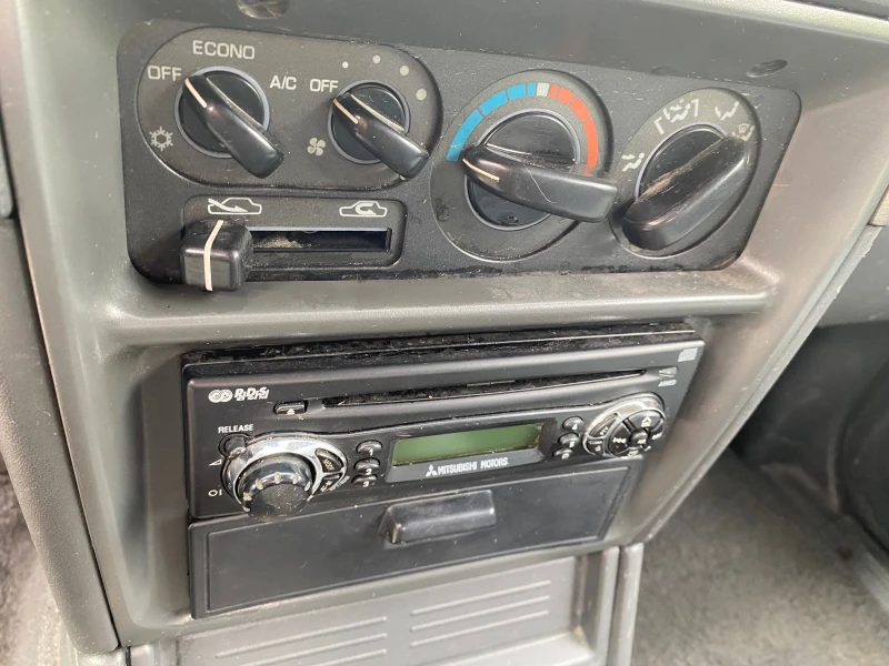 Mitsubishi Pajero Швейцар Клима, снимка 7 - Автомобили и джипове - 51683159