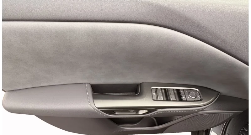 Lexus RZ 350e/227HP/EXECUTIVE/360/NAVI/CPLAY/ACC/KLESS/805g, снимка 14 - Автомобили и джипове - 53558634