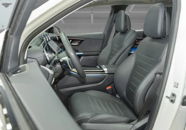 Mercedes-Benz GLC 300 e 4Matic = AMG Line = Premium Plus �������� | Mobile.bg � ����������� 6