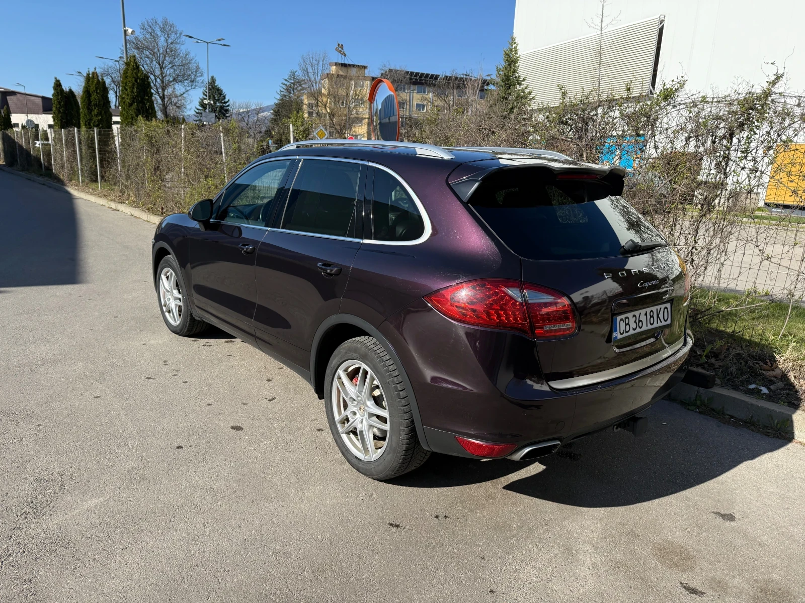 Porsche Cayenne  - изображение 4