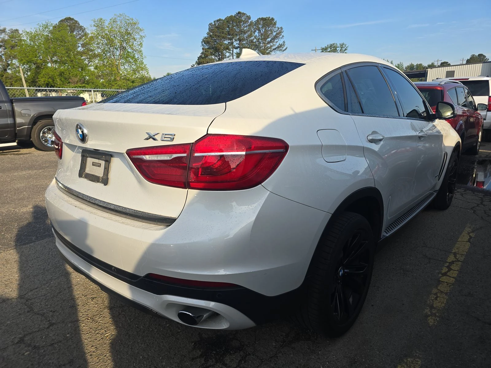 BMW X6  xDrive35i/HEAD-UP/HI-FI/ОБДУХВАНЕ/ПОДГРЕВИ - изображение 6