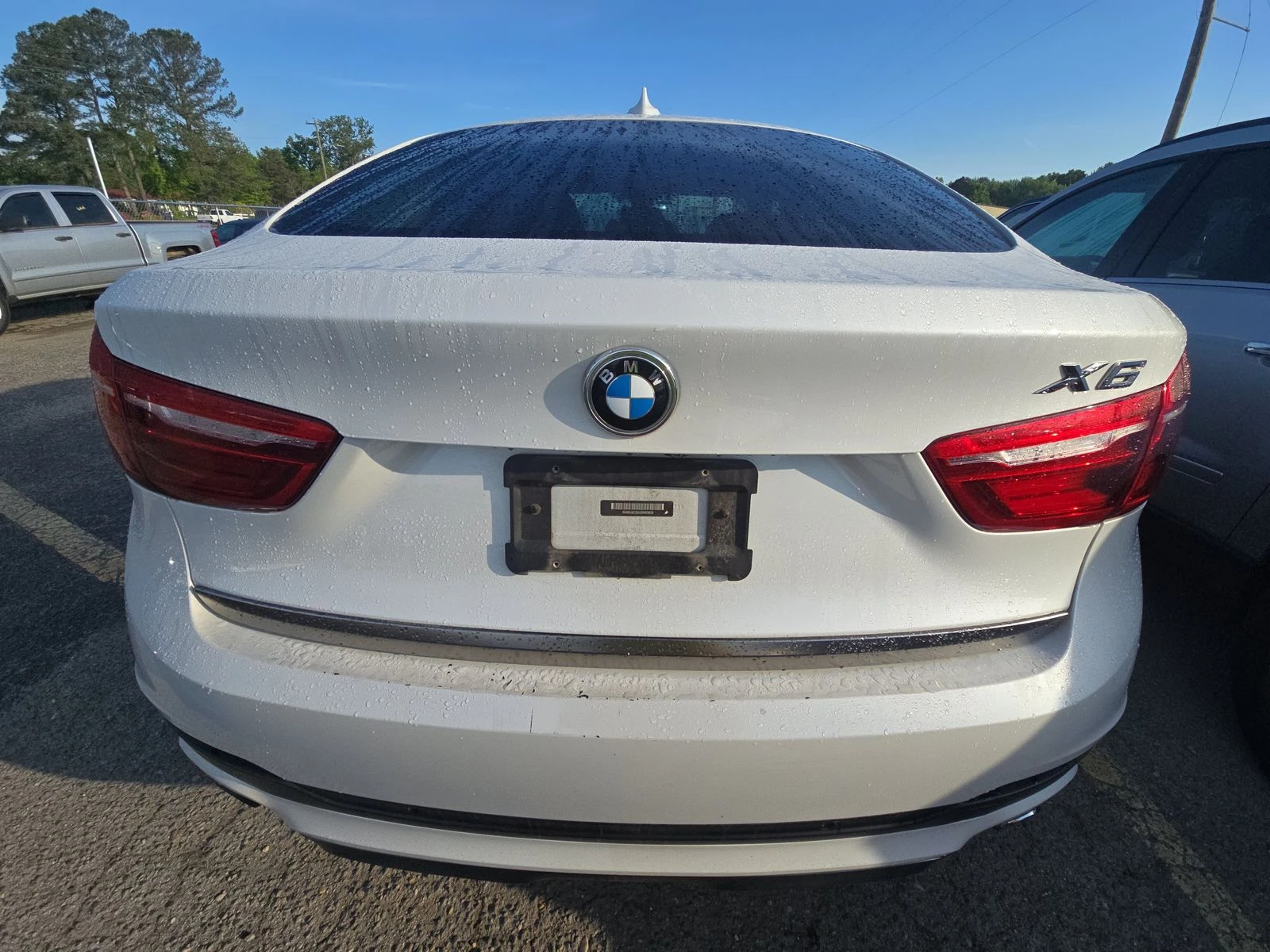 BMW X6  xDrive35i/HEAD-UP/HI-FI/ОБДУХВАНЕ/ПОДГРЕВИ - изображение 5