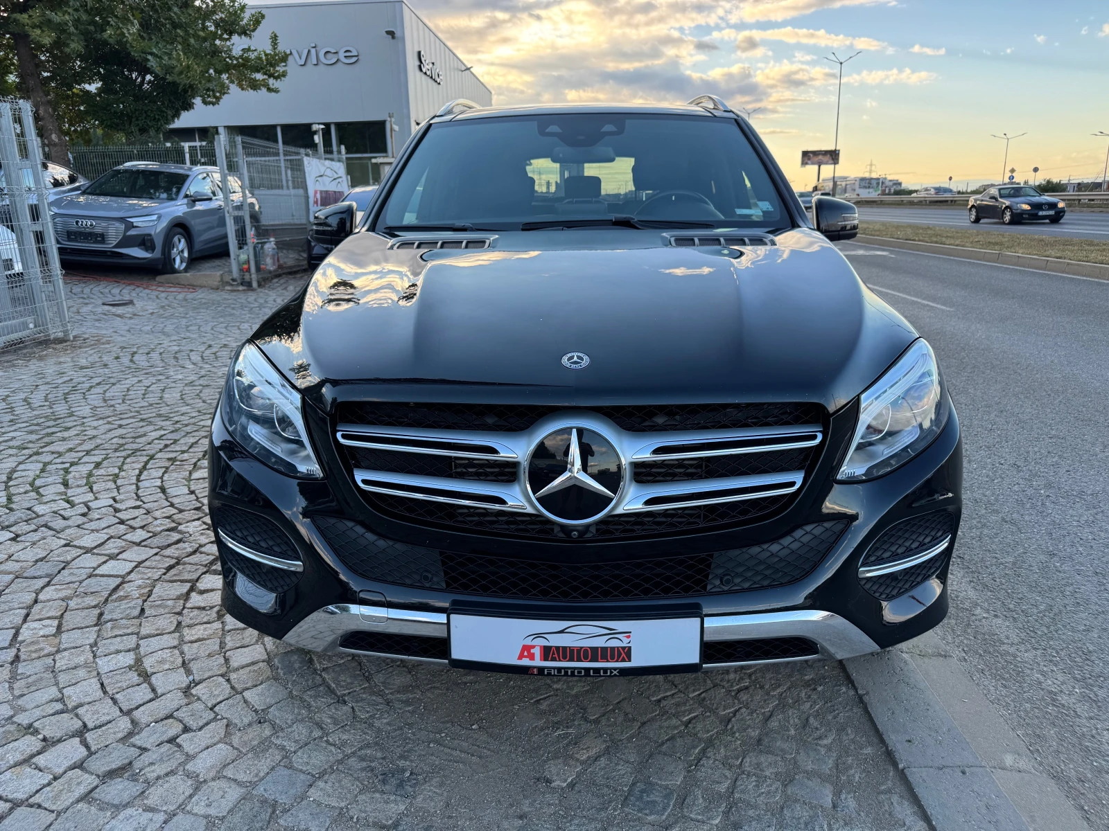Mercedes-Benz GLE 350 GLE-350 4MATIK AMG - изображение 2