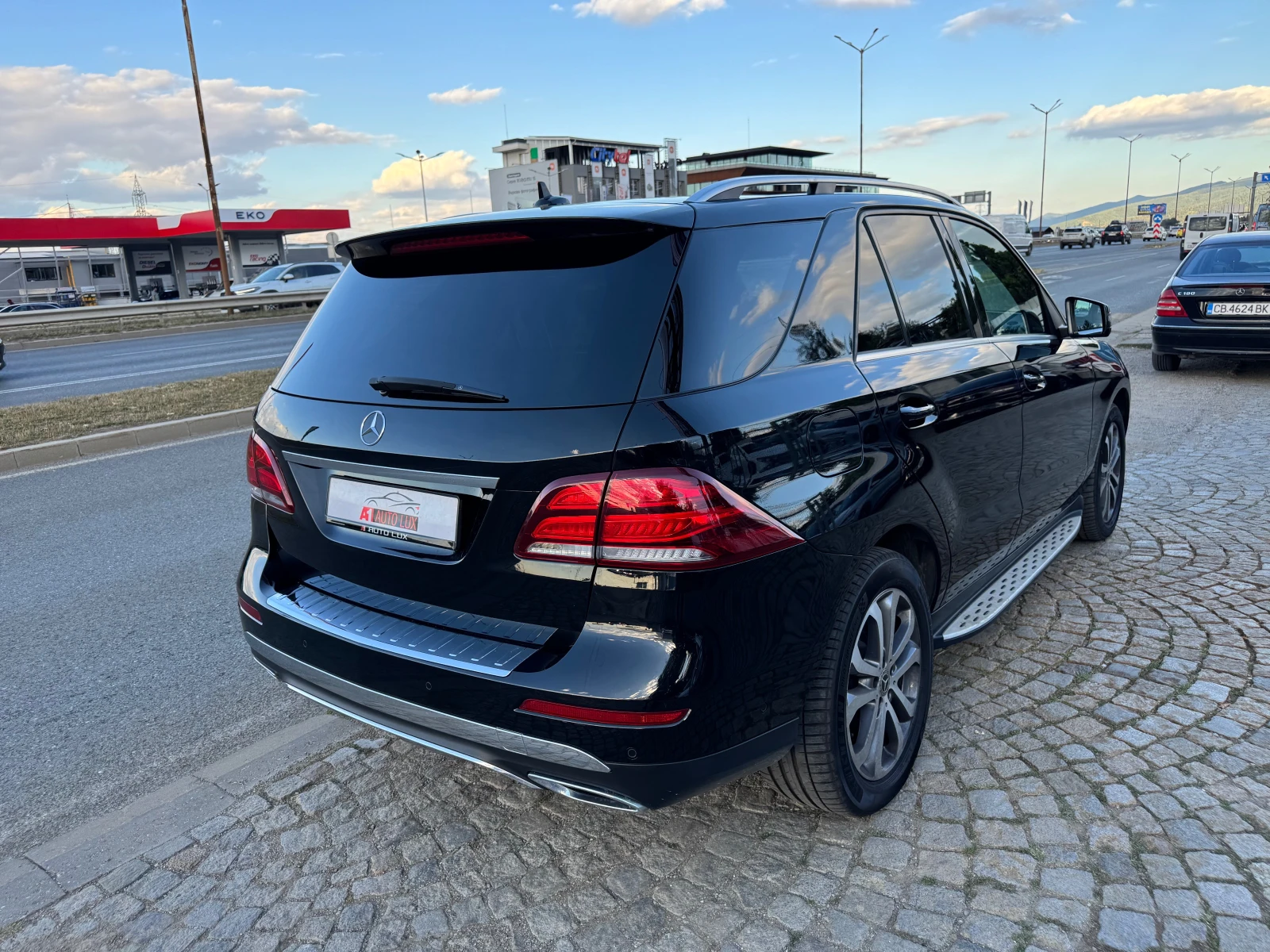 Mercedes-Benz GLE 350 GLE-350 4MATIK AMG - изображение 7