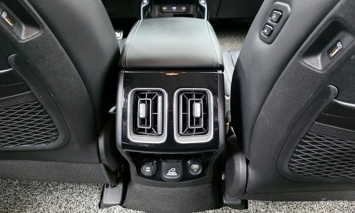 Kia Sorento ОЧАКВАН ВНОС* НАЙ-ДОБРА ЦЕНА, снимка 13 - Автомобили и джипове - 54187762