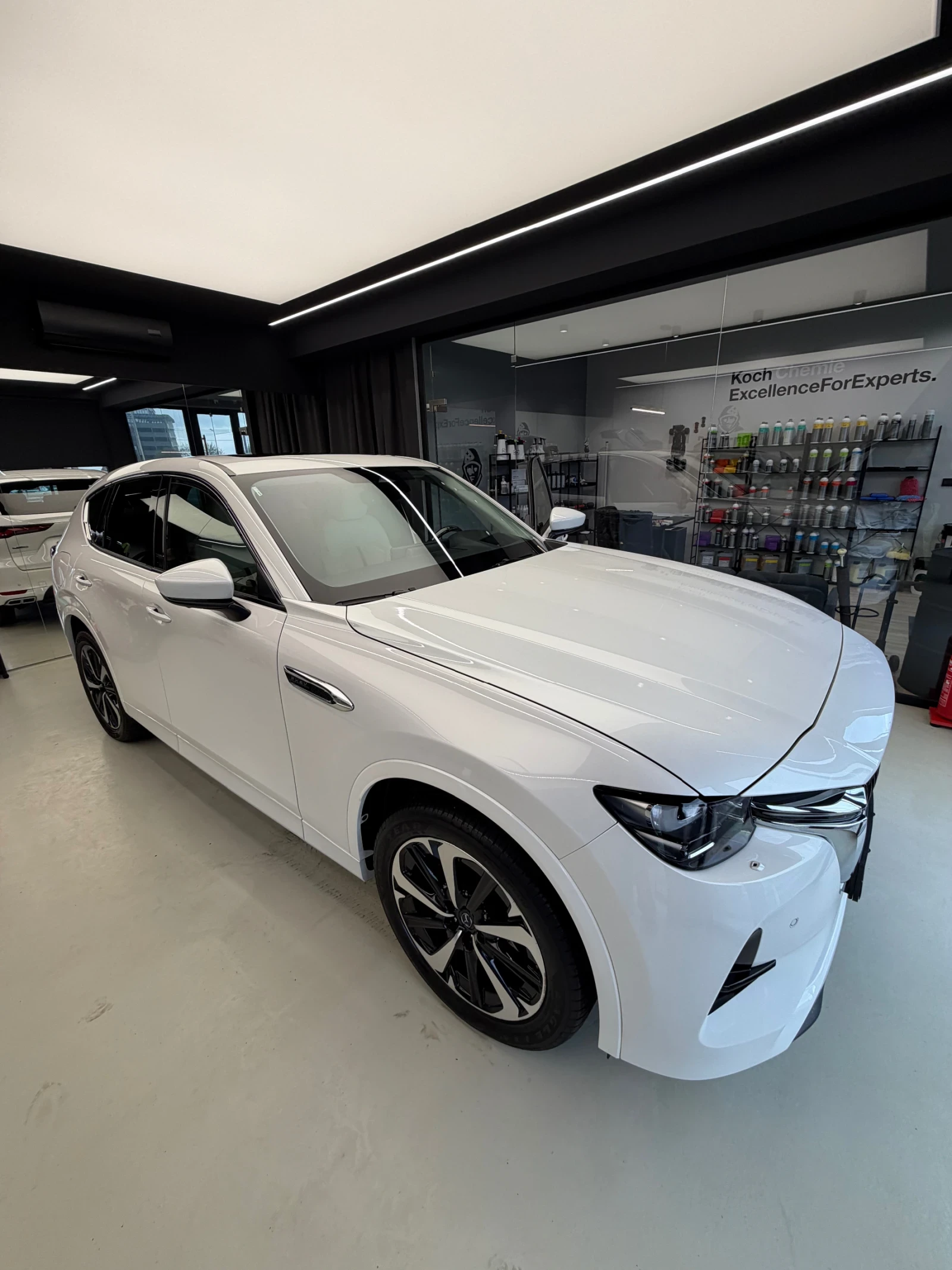 Mazda CX-60 PHEV TAKUMI PLUS, снимка 9 - Автомобили и джипове - 54282614