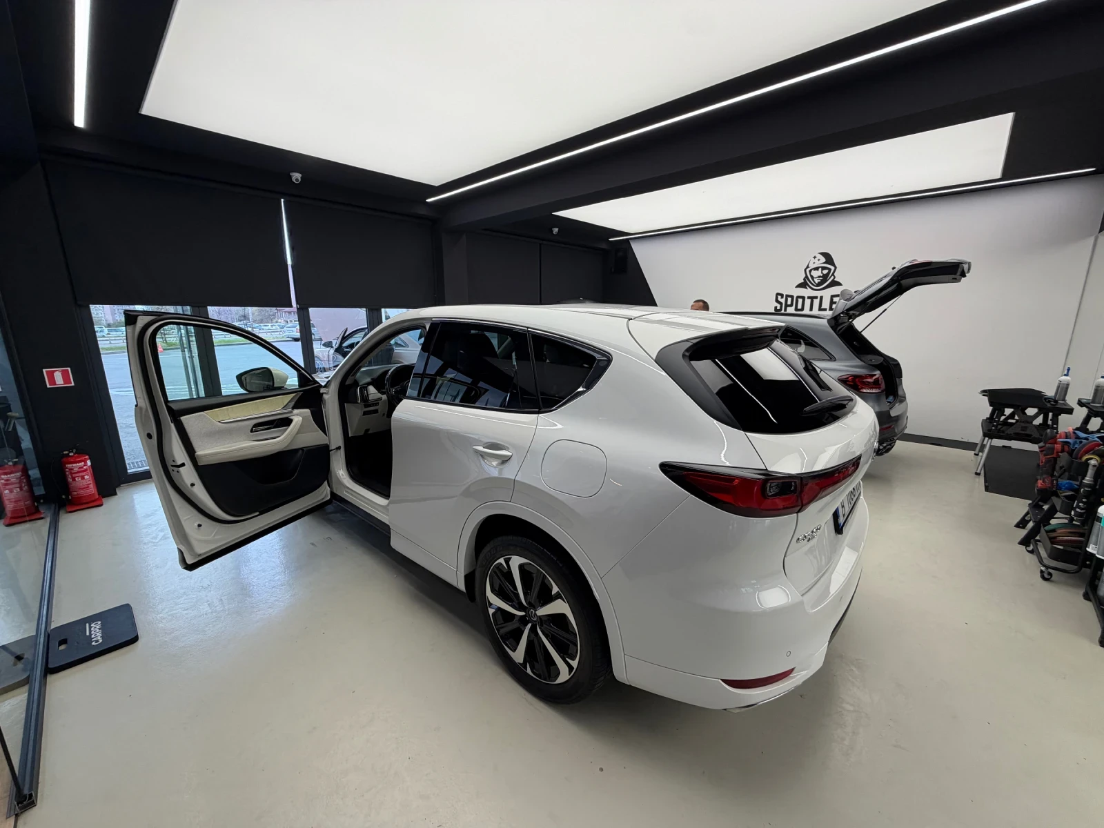 Mazda CX-60 PHEV TAKUMI PLUS, снимка 10 - Автомобили и джипове - 54282614