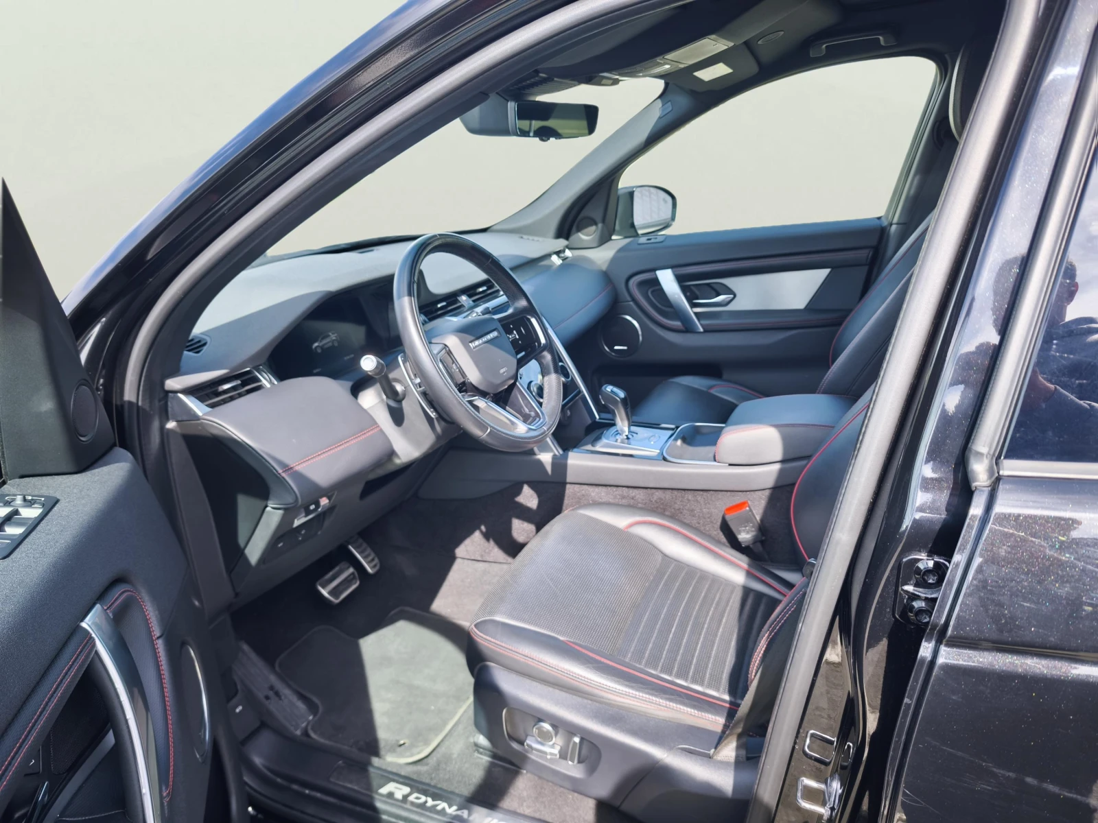 Land Rover Discovery Sport 2.0, снимка 7 - Автомобили и джипове - 54537835