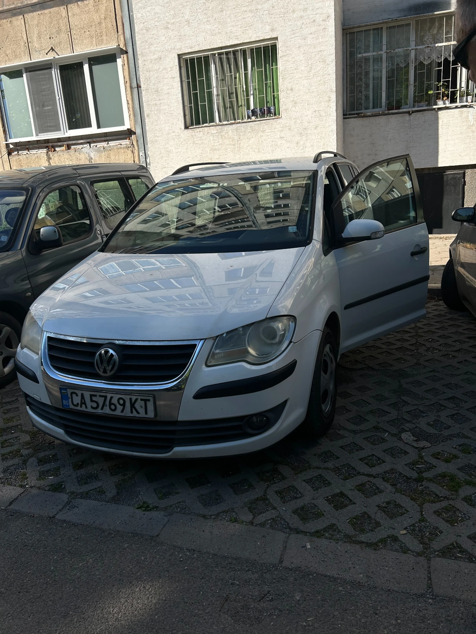 VW Tiguan, снимка 10 - Автомобили и джипове - 55013407