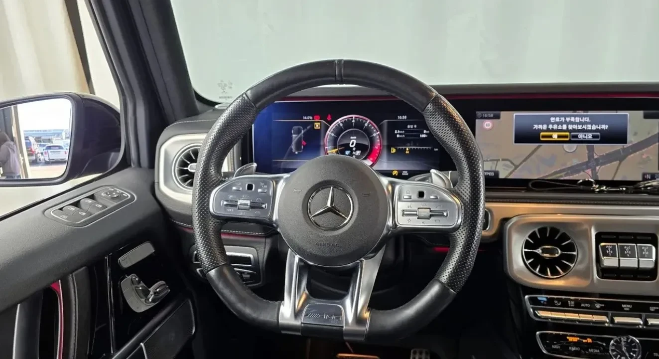Mercedes-Benz G 63 AMG * Burmeister3D* ОБДУХВАНЕ* ДИСТРОНИК* , снимка 4 - Автомобили и джипове - 55138985