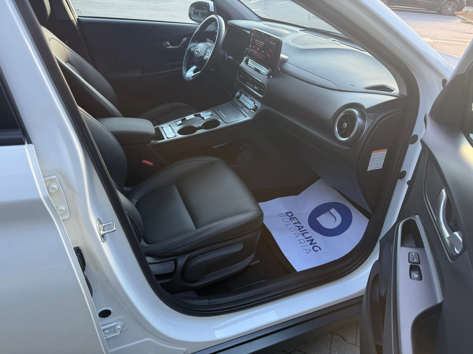 Hyundai Kona 64kWh Ultimate, снимка 10 - Автомобили и джипове - 55730163