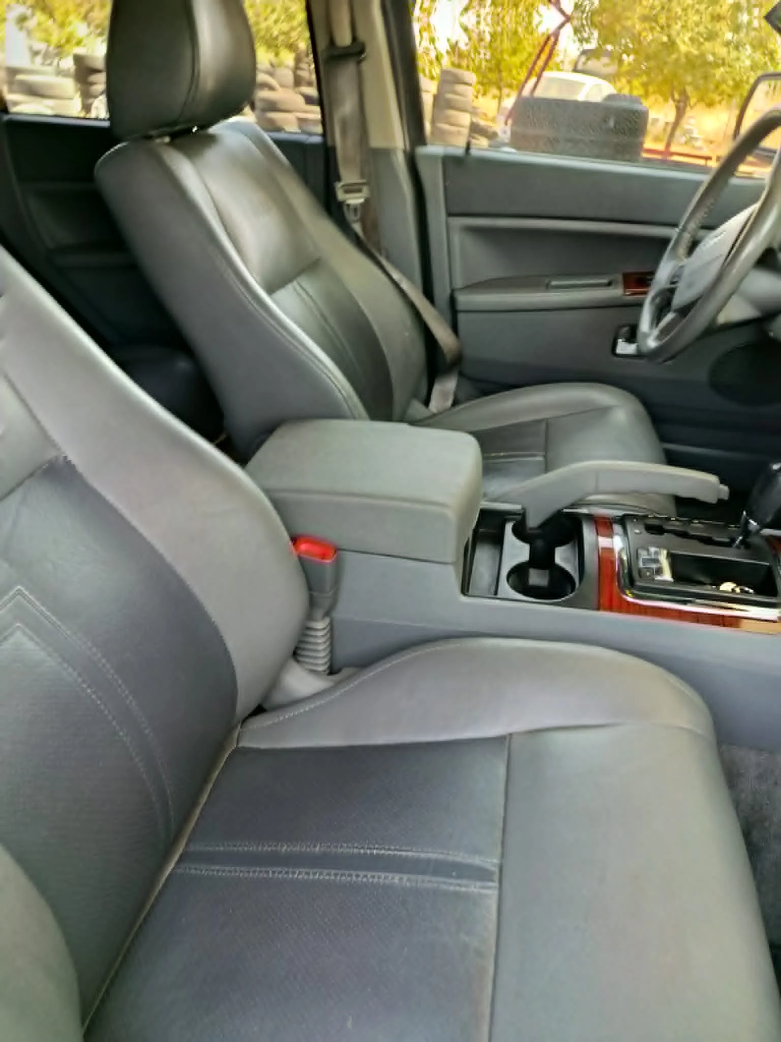 Jeep Grand cherokee, снимка 8 - Автомобили и джипове - 55898447
