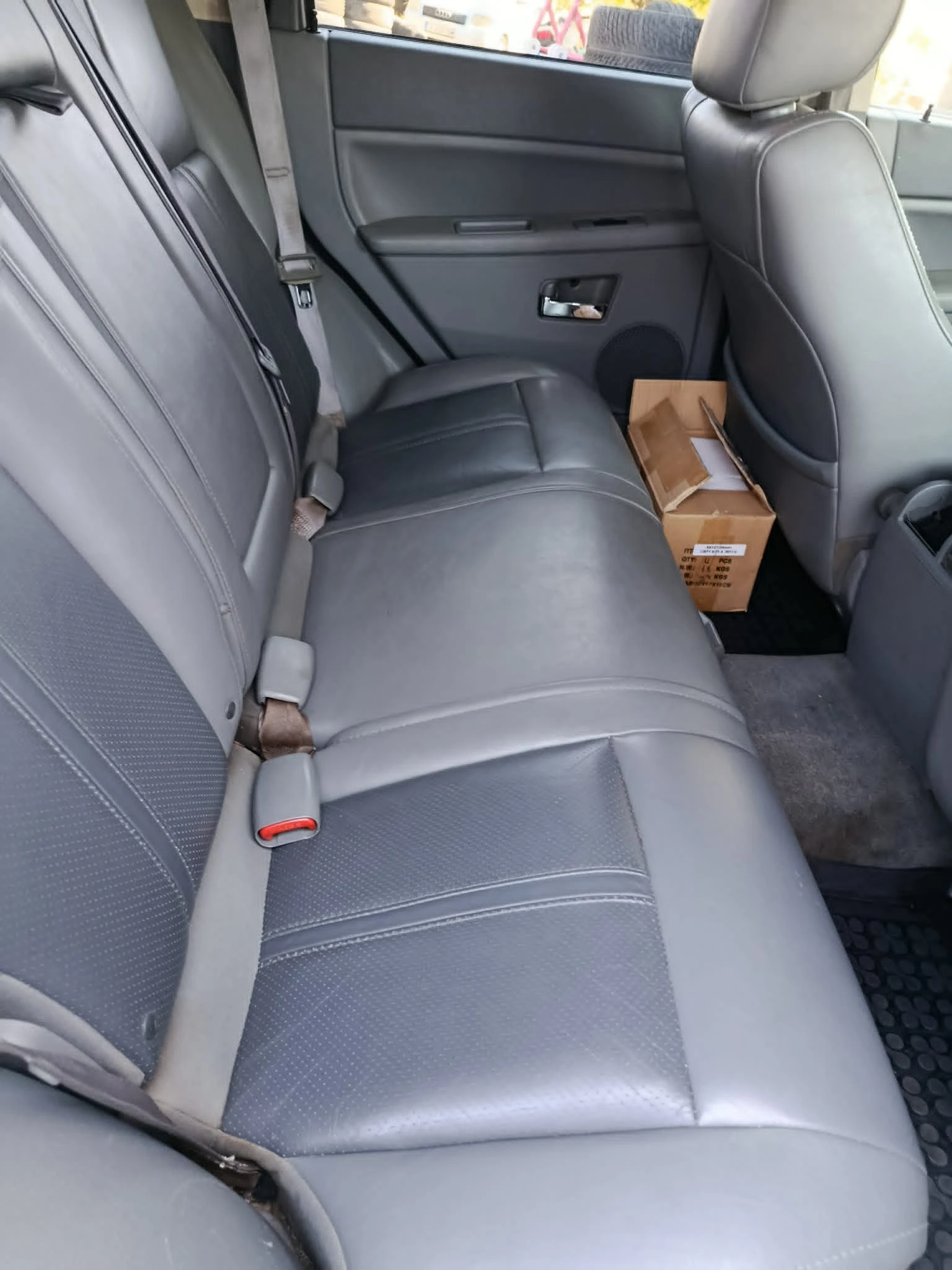 Jeep Grand cherokee, снимка 2 - Автомобили и джипове - 55898447