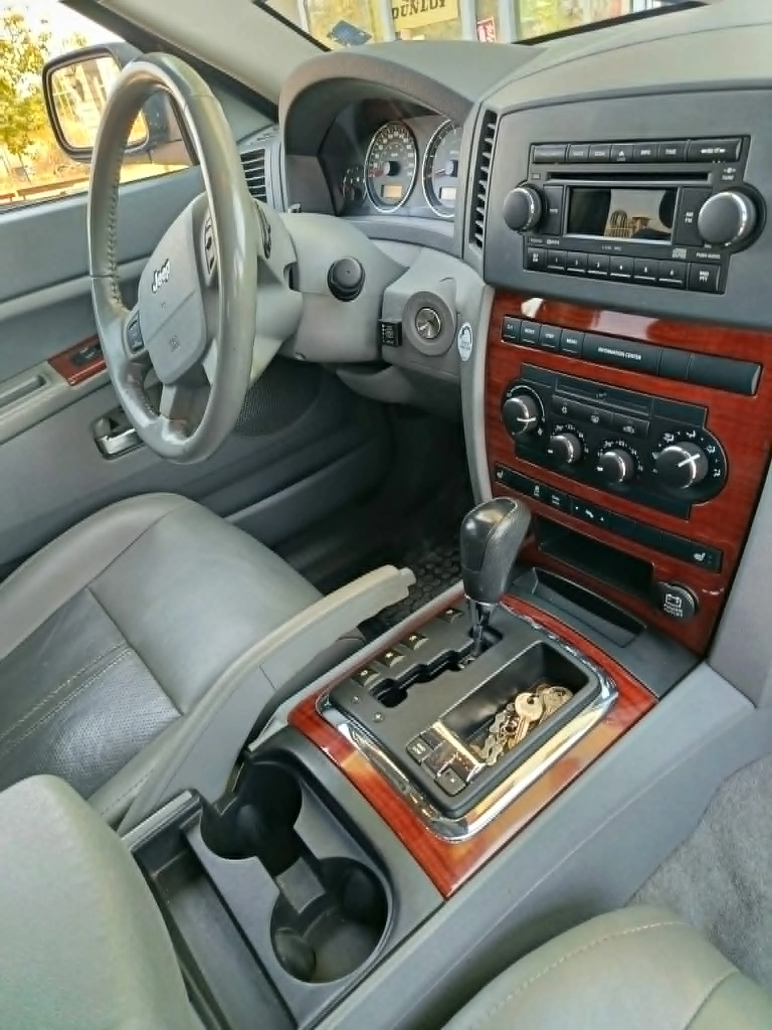 Jeep Grand cherokee, снимка 3 - Автомобили и джипове - 55898447