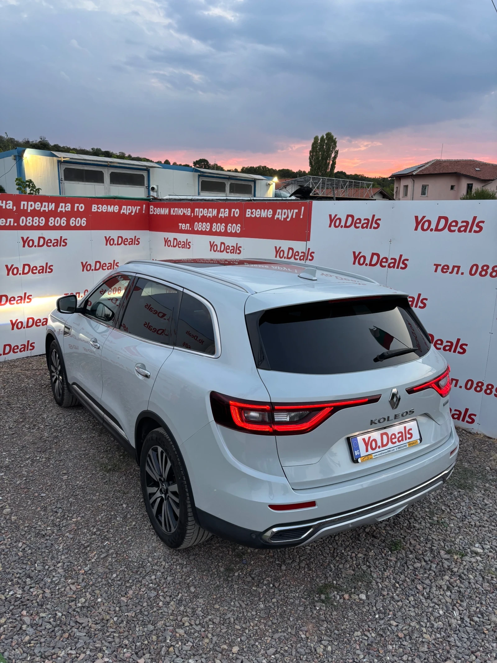 Renault Koleos 2.0 BluedCi Initiale Paris 4WD, снимка 6 - Автомобили и джипове - 56041059