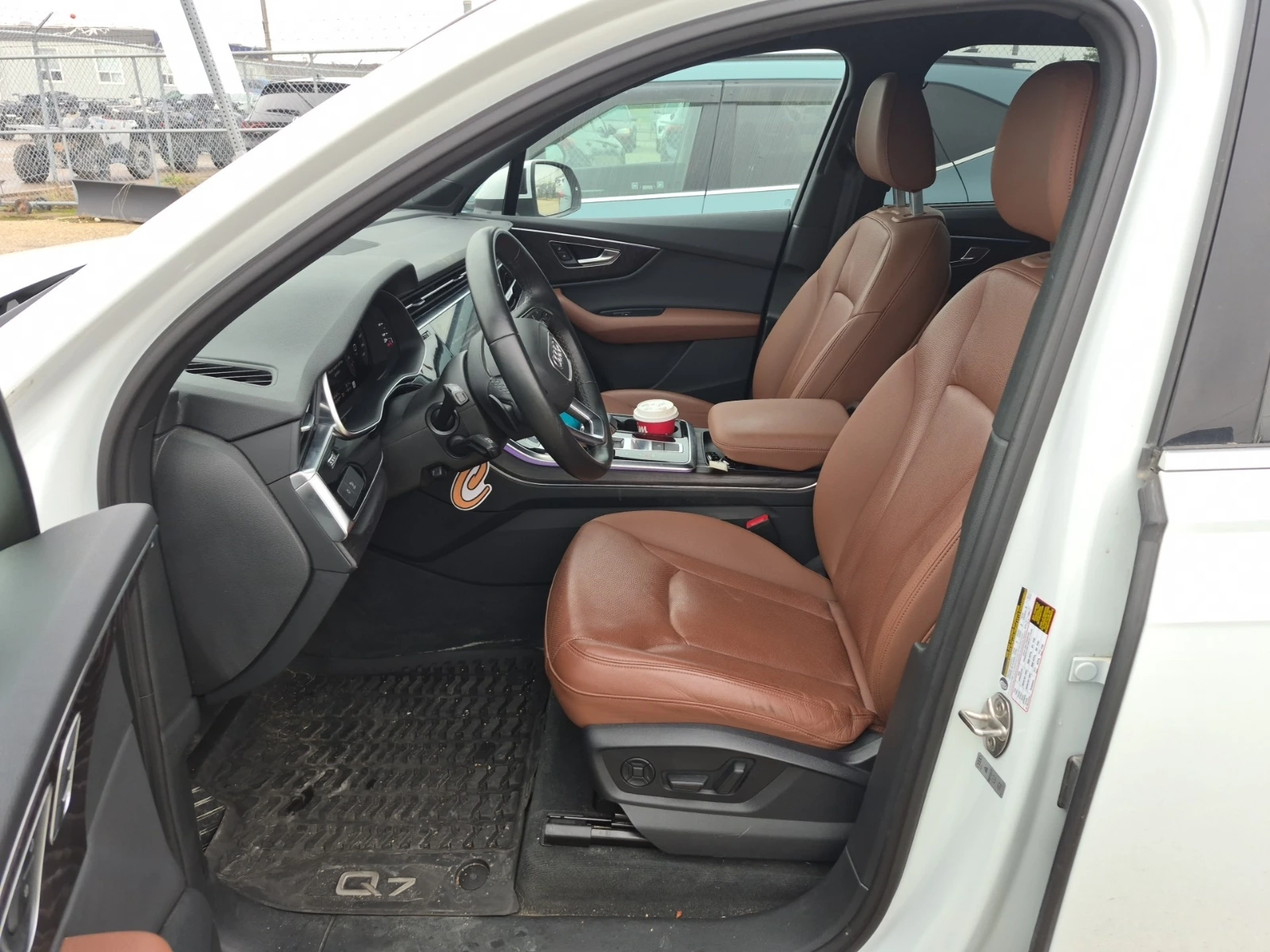 Audi Q7 PROGRESSIV, снимка 7 - Автомобили и джипове - 56442116