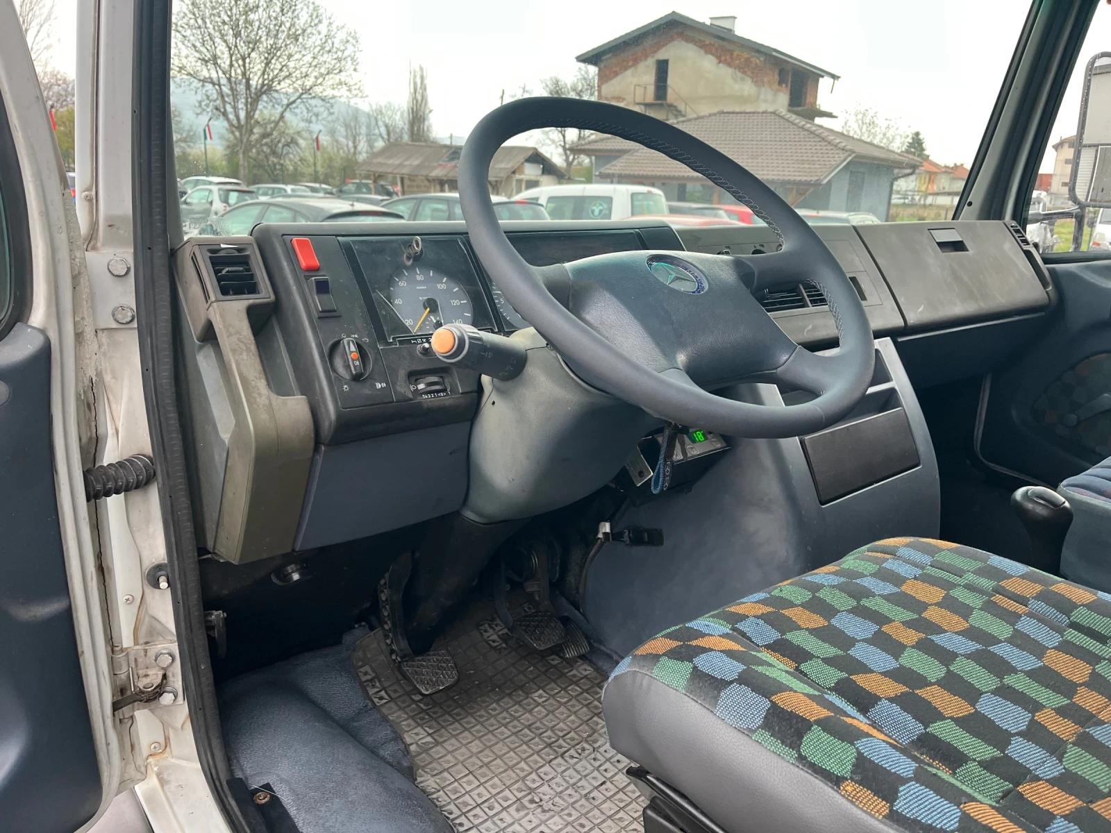 Mercedes-Benz 815 VARIO /Хладилник , снимка 10 - Камиони - 54221075