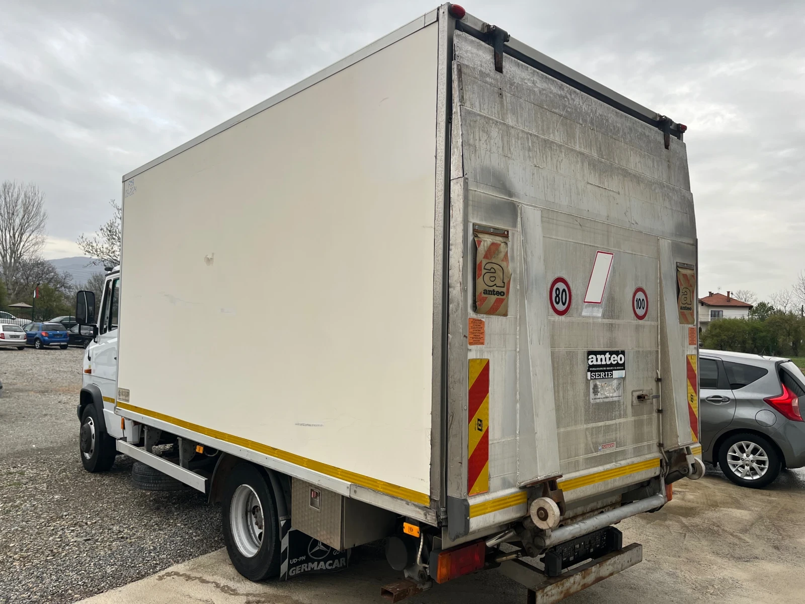 Mercedes-Benz 815 VARIO /Хладилник , снимка 3 - Камиони - 54221075