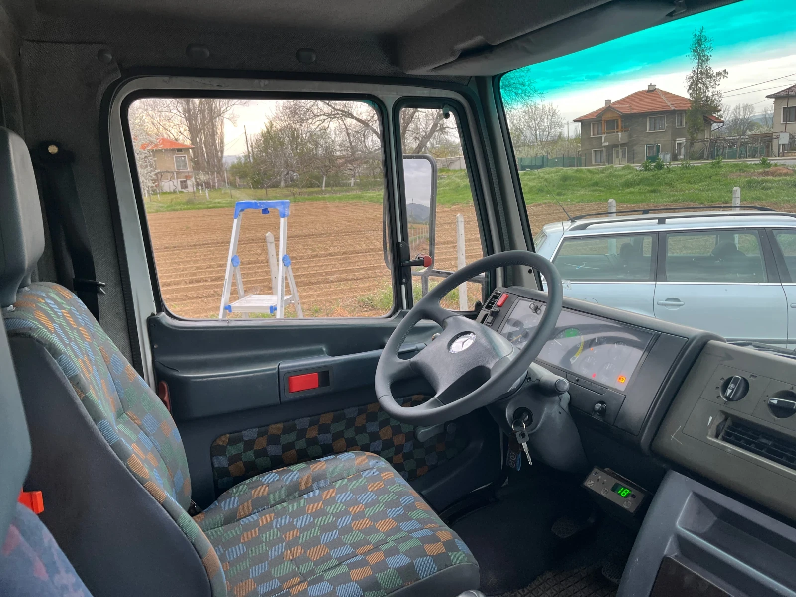 Mercedes-Benz 815 VARIO /Хладилник , снимка 7 - Камиони - 54221075