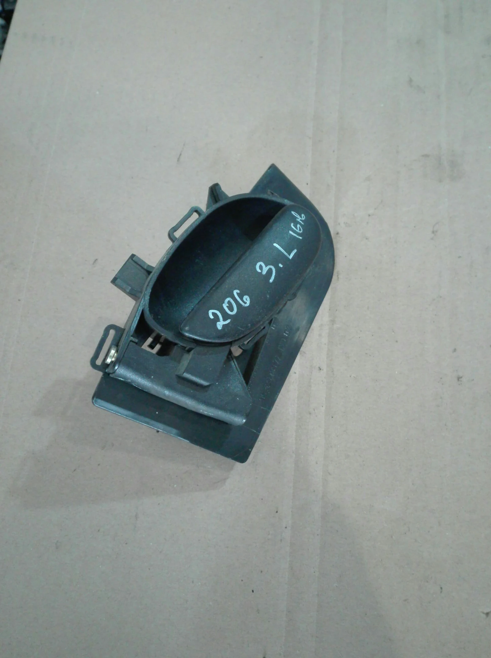 �������� ������ ����� ���� �� ���� 206 | Mobile.bg � ����������� 1