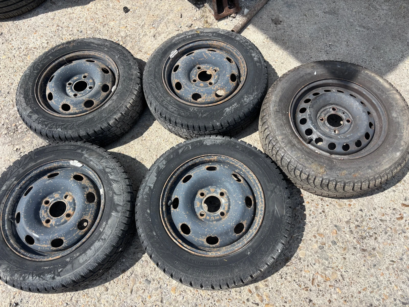    155/70R13  Renault Clio | Mobile.bg   1