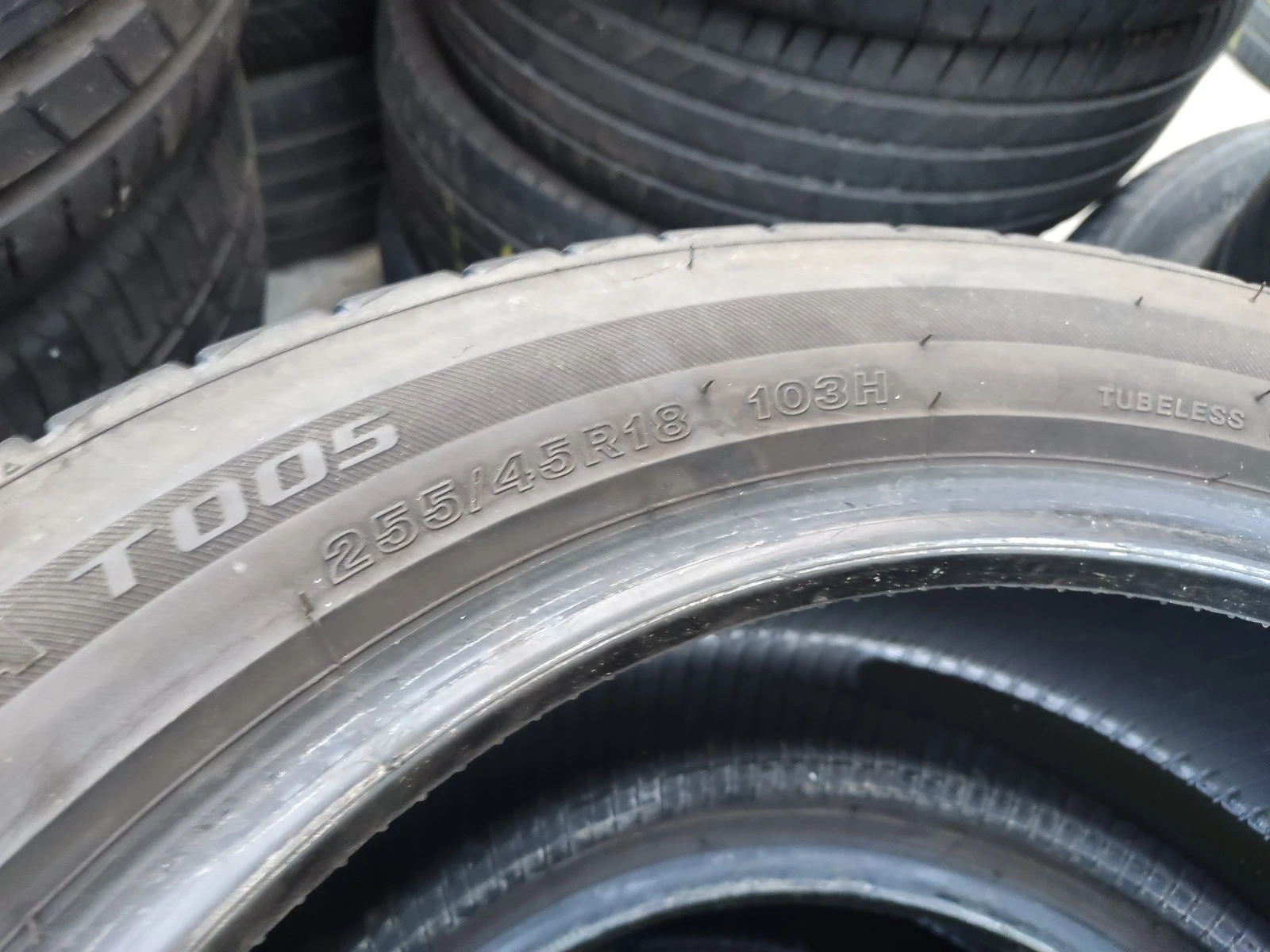 Гуми Летни 255/45R18, снимка 6 - Гуми и джанти - 56664471
