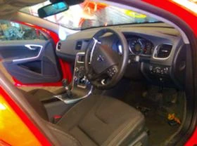Volvo S60 2.0D3части, снимка 14